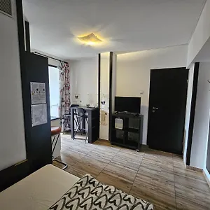 Apartament Class, Bukareszt