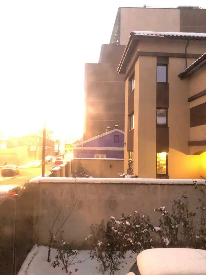 בוקרשט Dream Home 0*,  רומניה